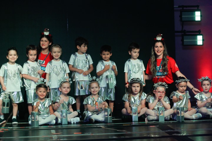 Apresentações de Natal (1ª Noite)