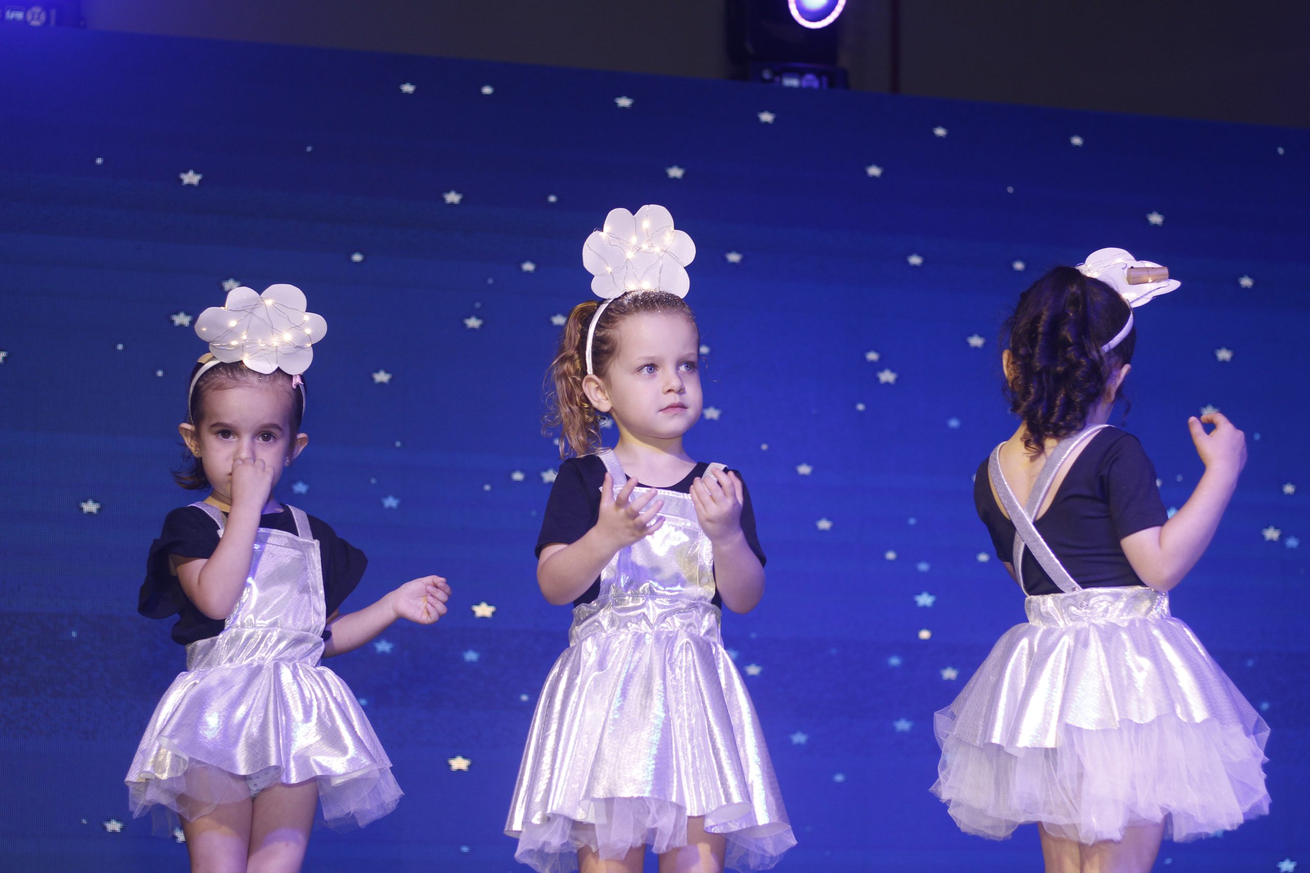 Apresentações de Natal (1ª Noite)