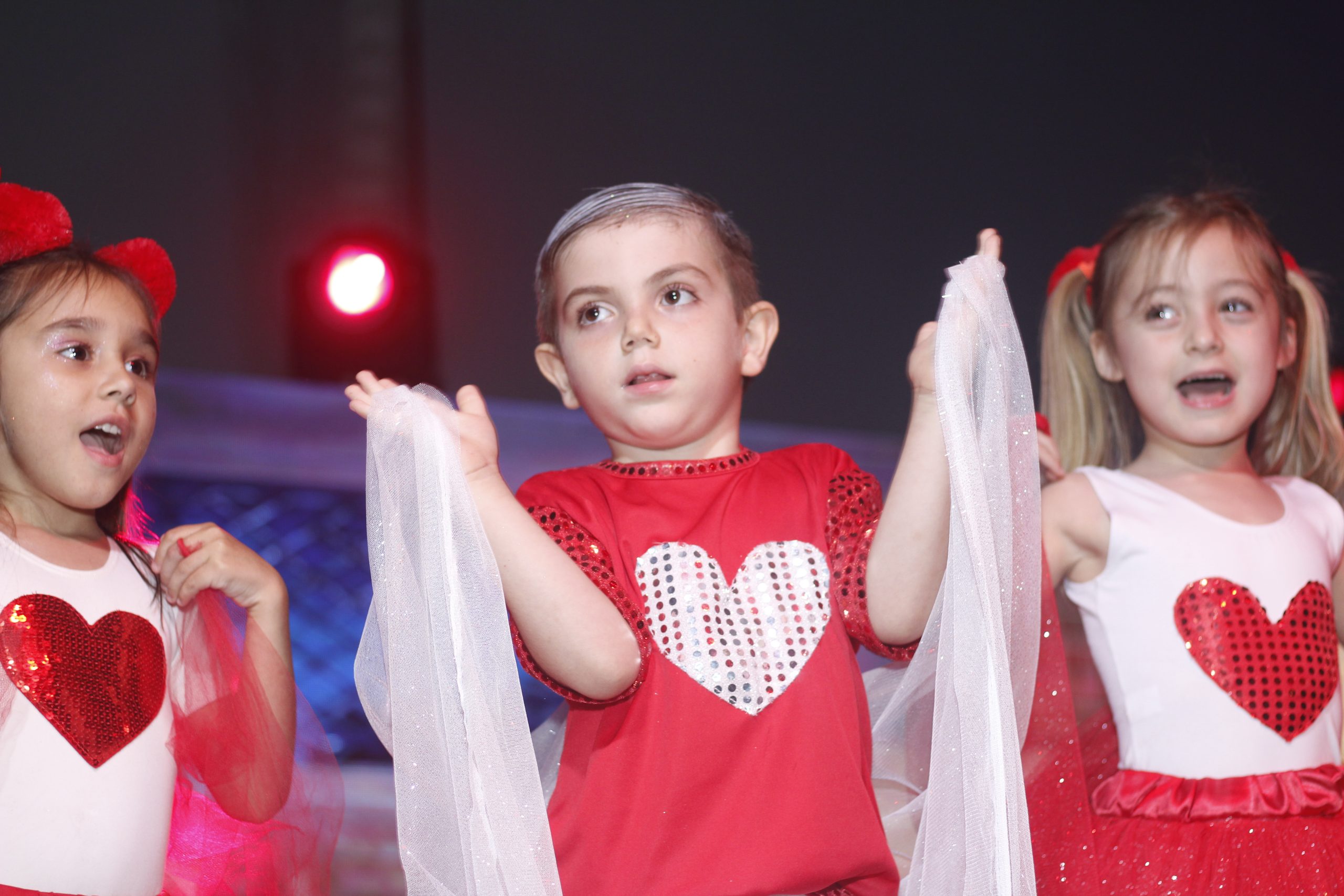 Apresentações de Natal (1ª Noite)