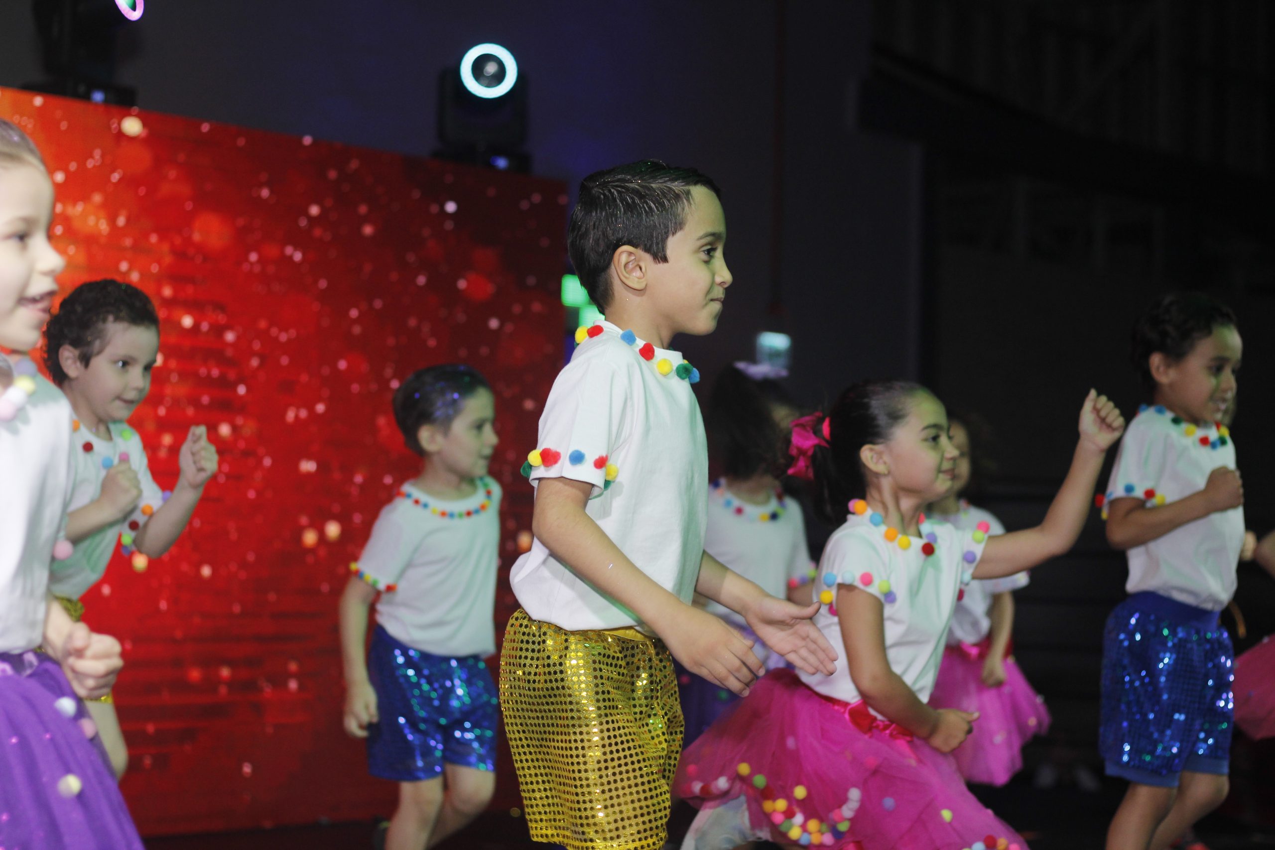 Apresentações de Natal (1ª Noite)