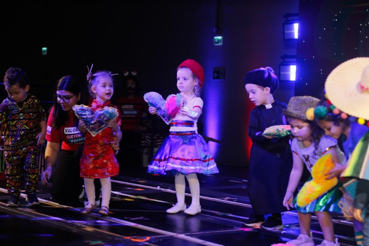 Apresentações de Natal (1ª Noite)