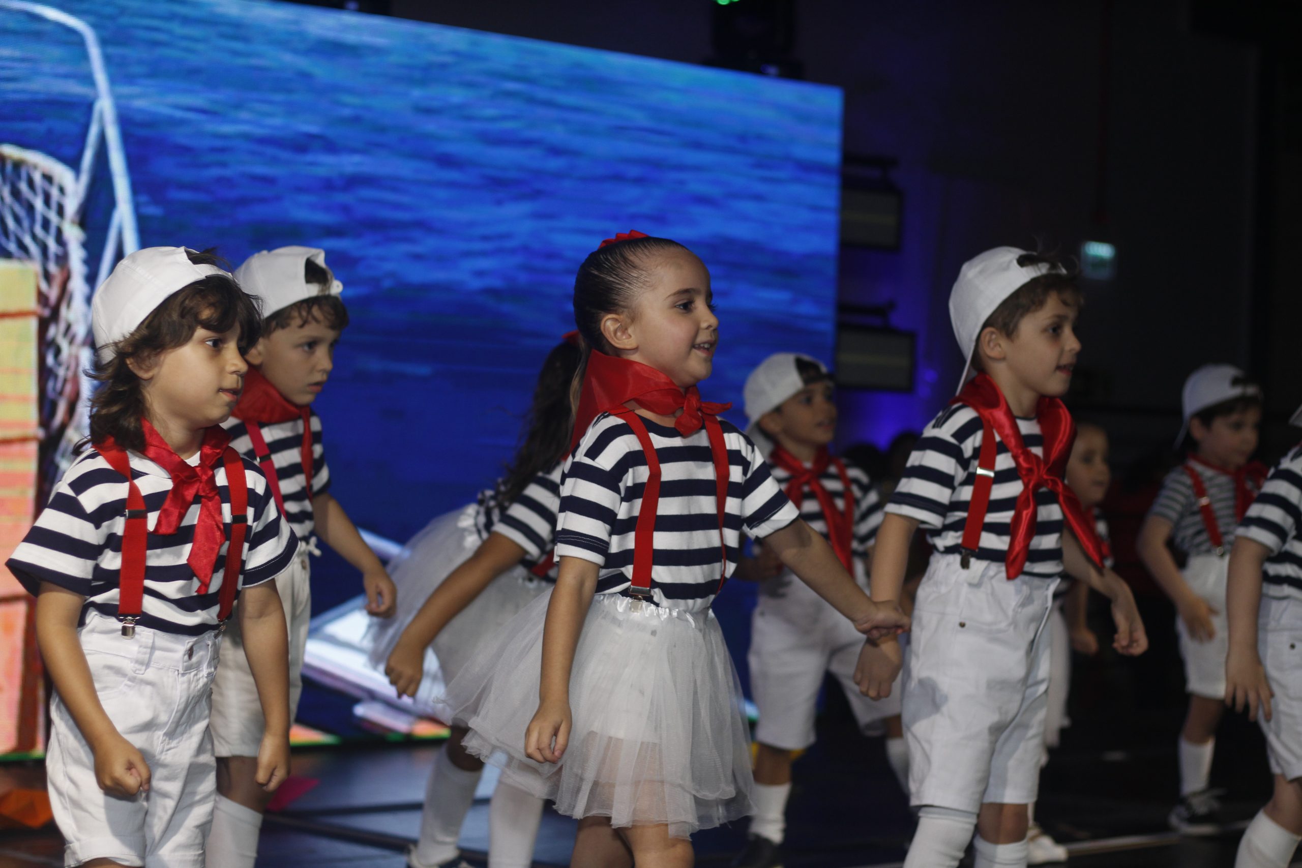 Apresentações de Natal (1ª Noite)