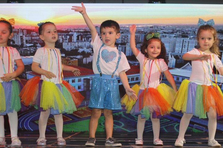 Apresentações de Natal (1ª Noite)