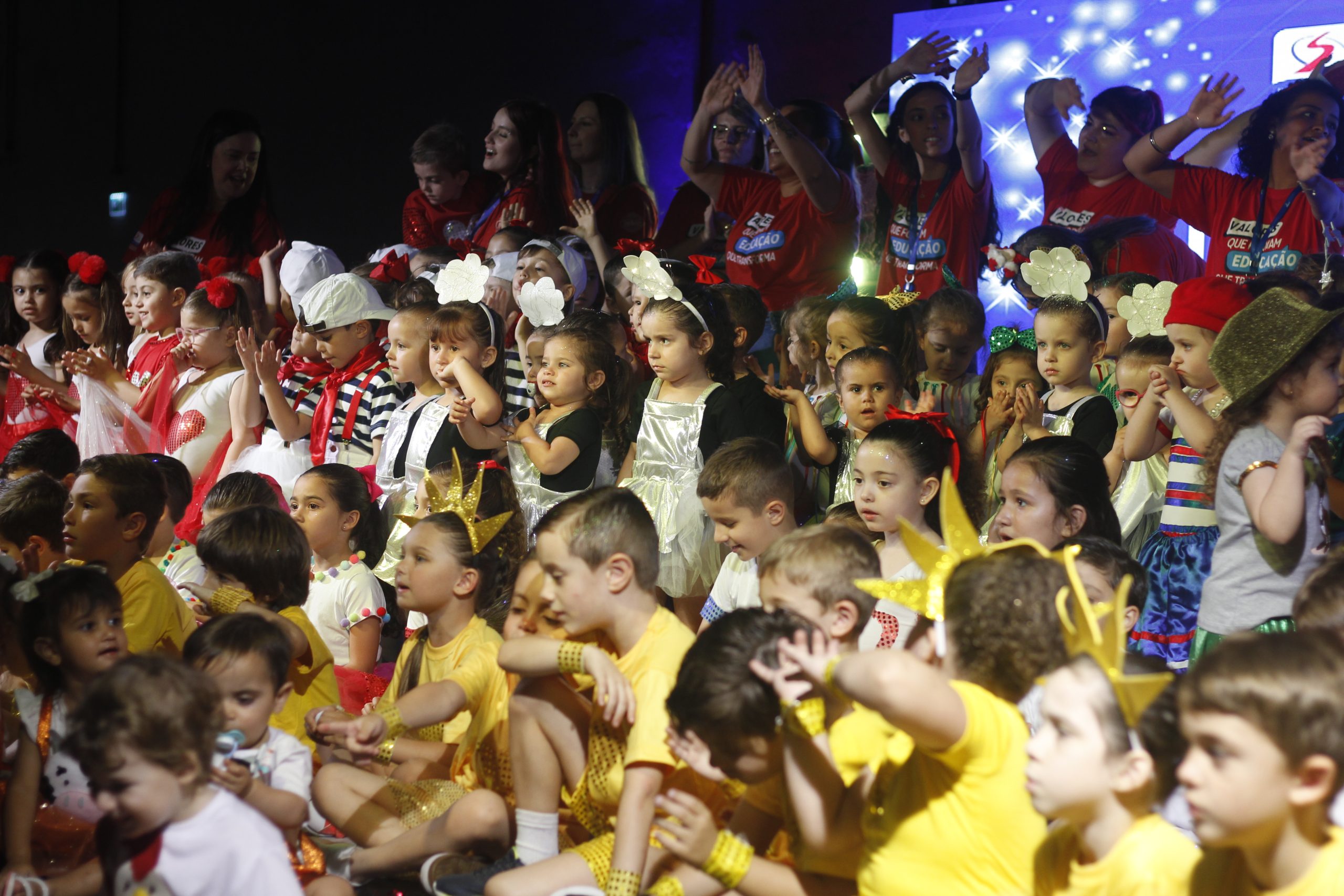 Apresentações de Natal (1ª Noite)