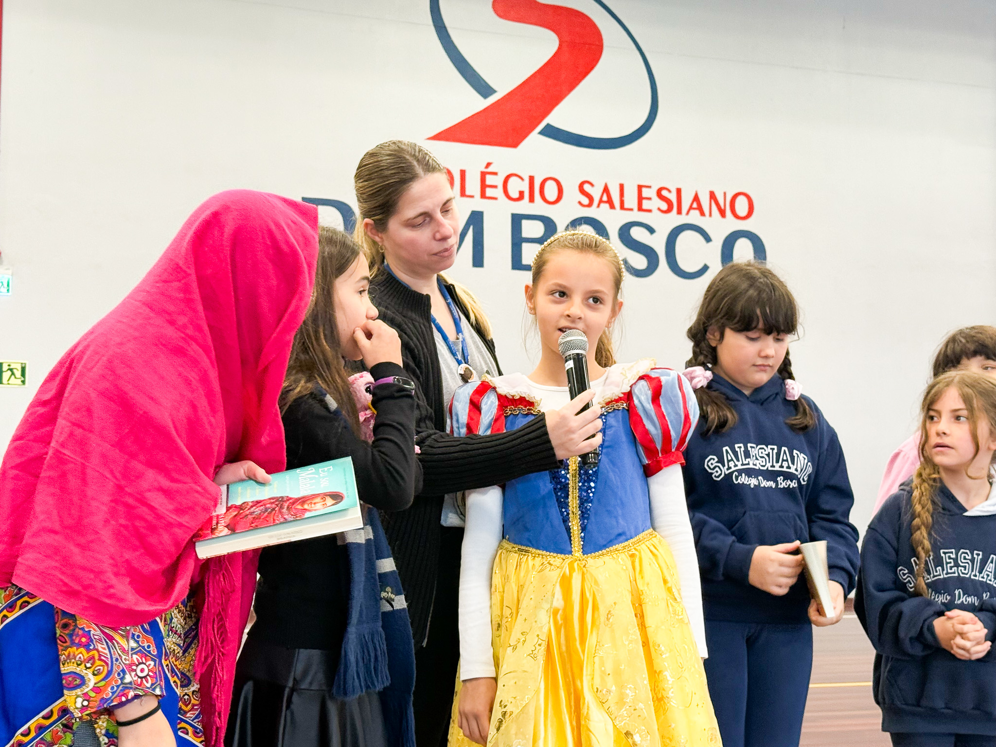 Festa Cultural e Literária 2025: Desfile de Cosplays Literários