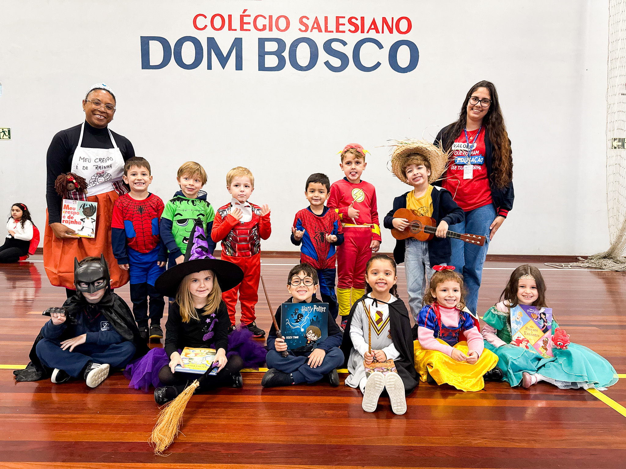 Festa Cultural e Literária 2025: Desfile de Cosplays Literários