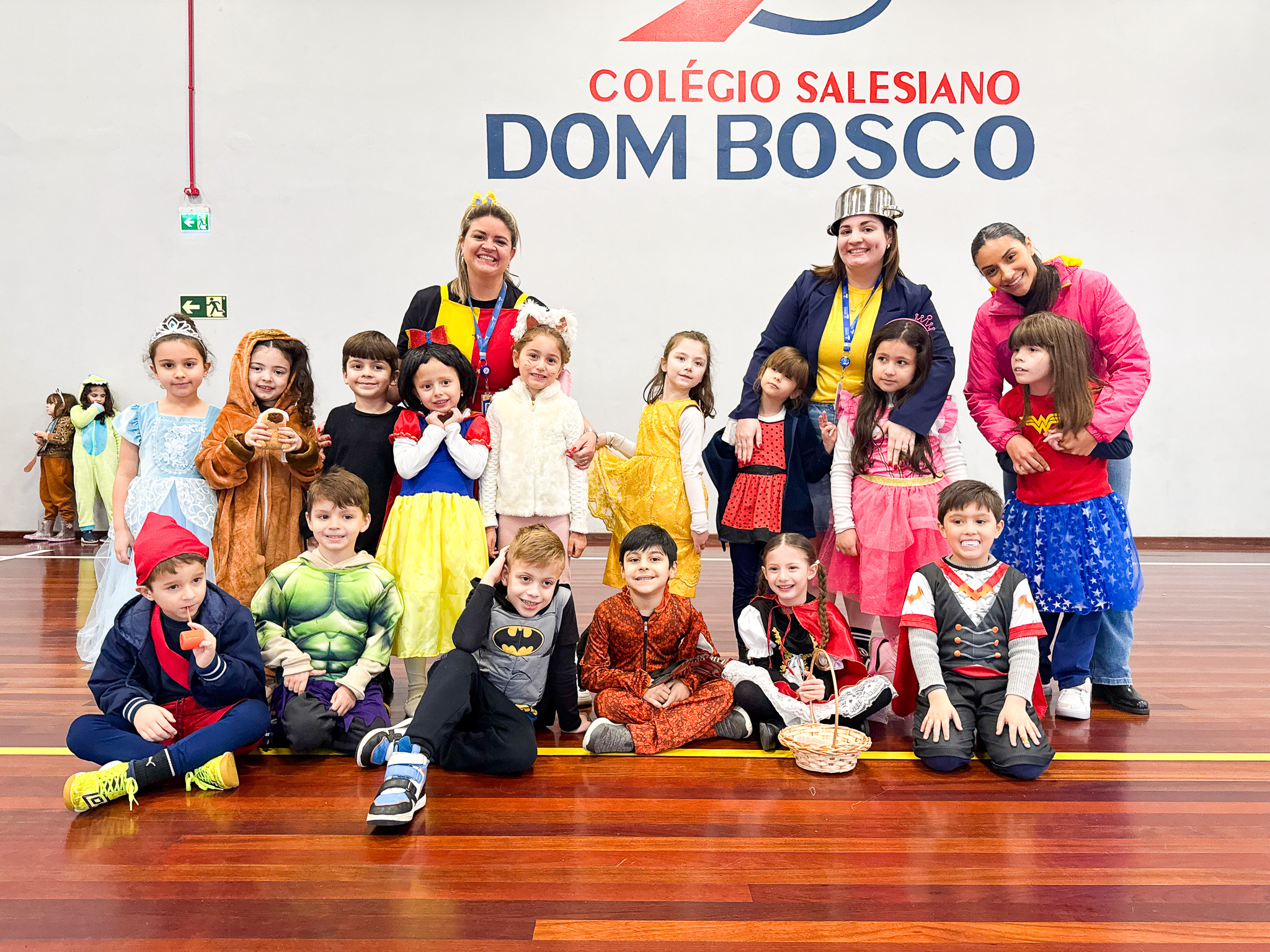Festa Cultural e Literária 2025: Desfile de Cosplays Literários