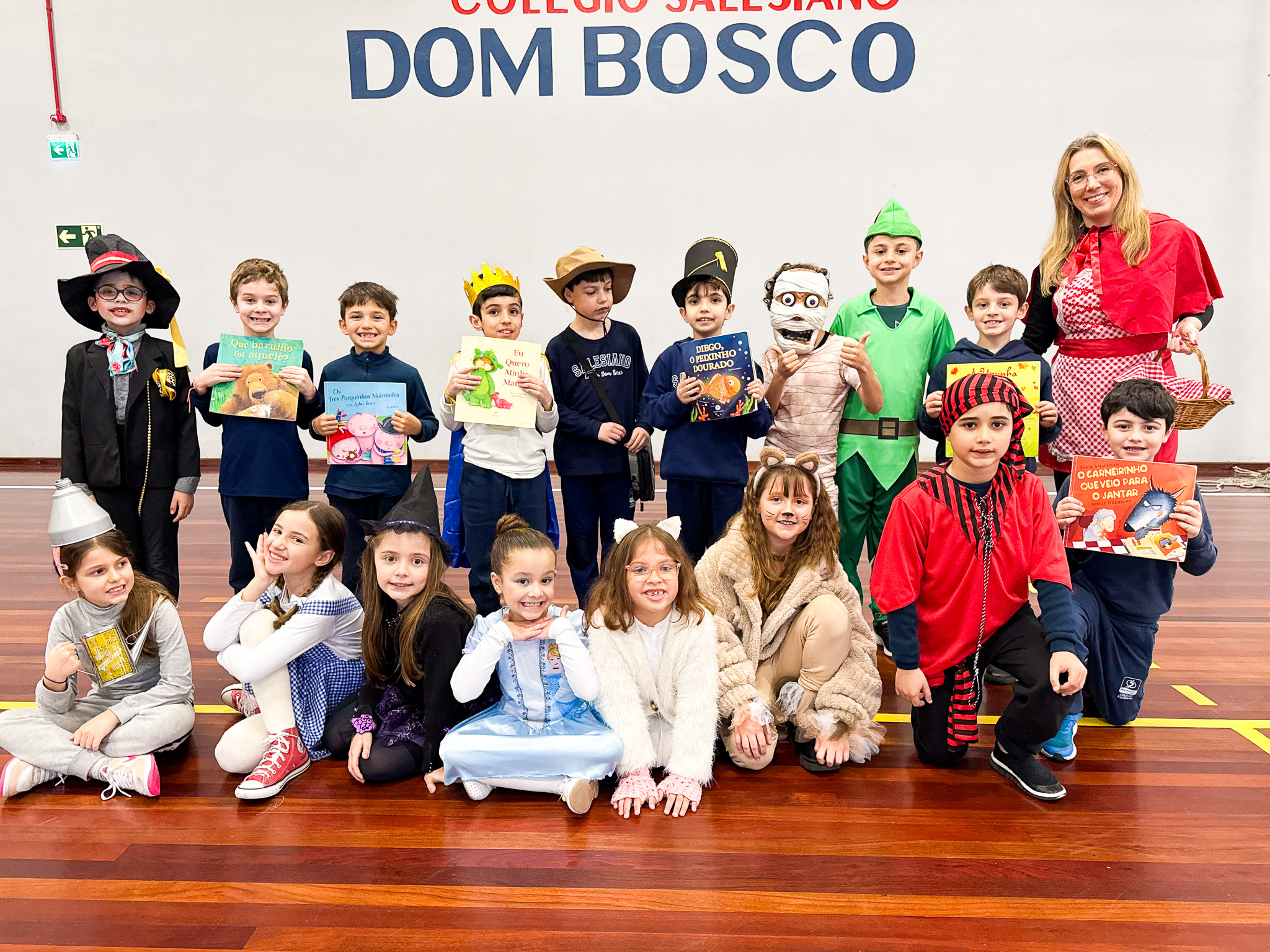 Festa Cultural e Literária 2025: Desfile de Cosplays Literários