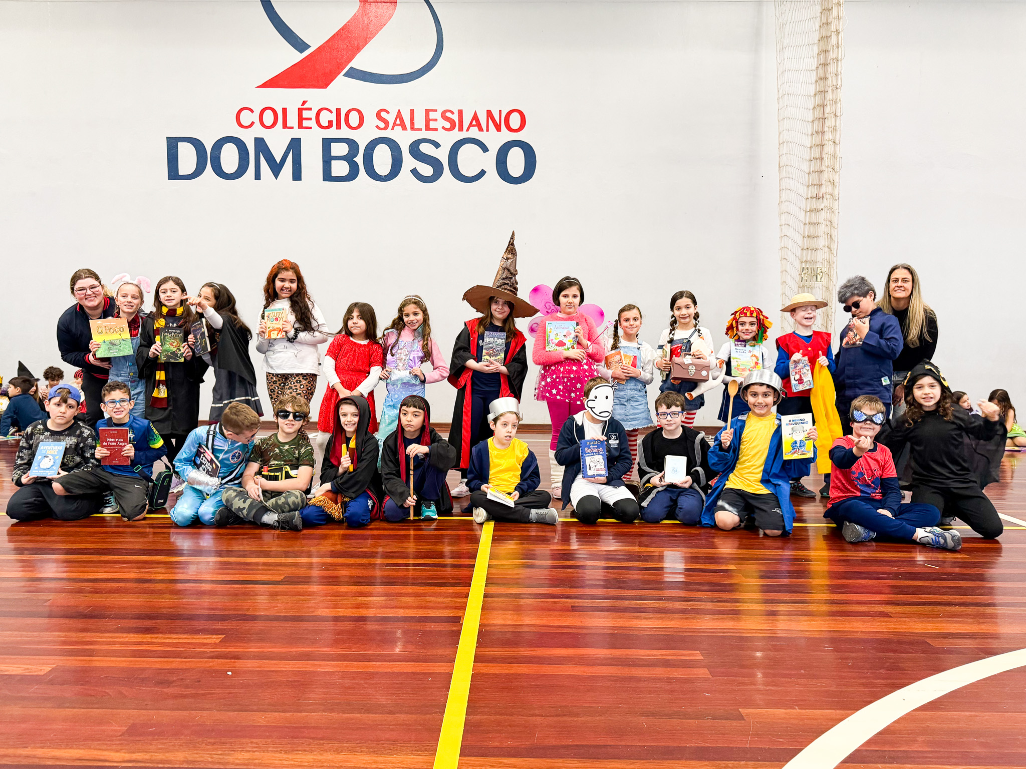 Festa Cultural e Literária 2025: Desfile de Cosplays Literários