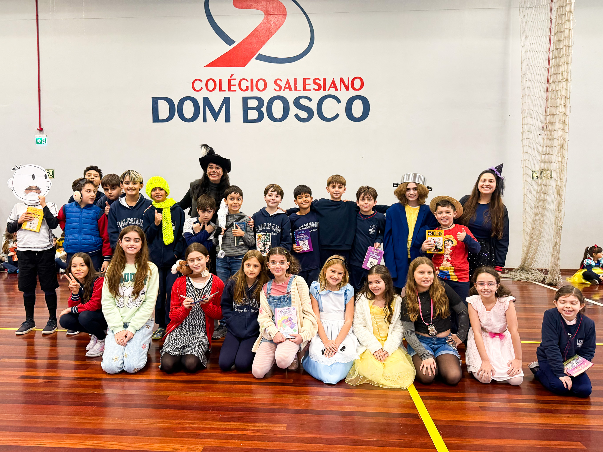 Festa Cultural e Literária 2025: Desfile de Cosplays Literários
