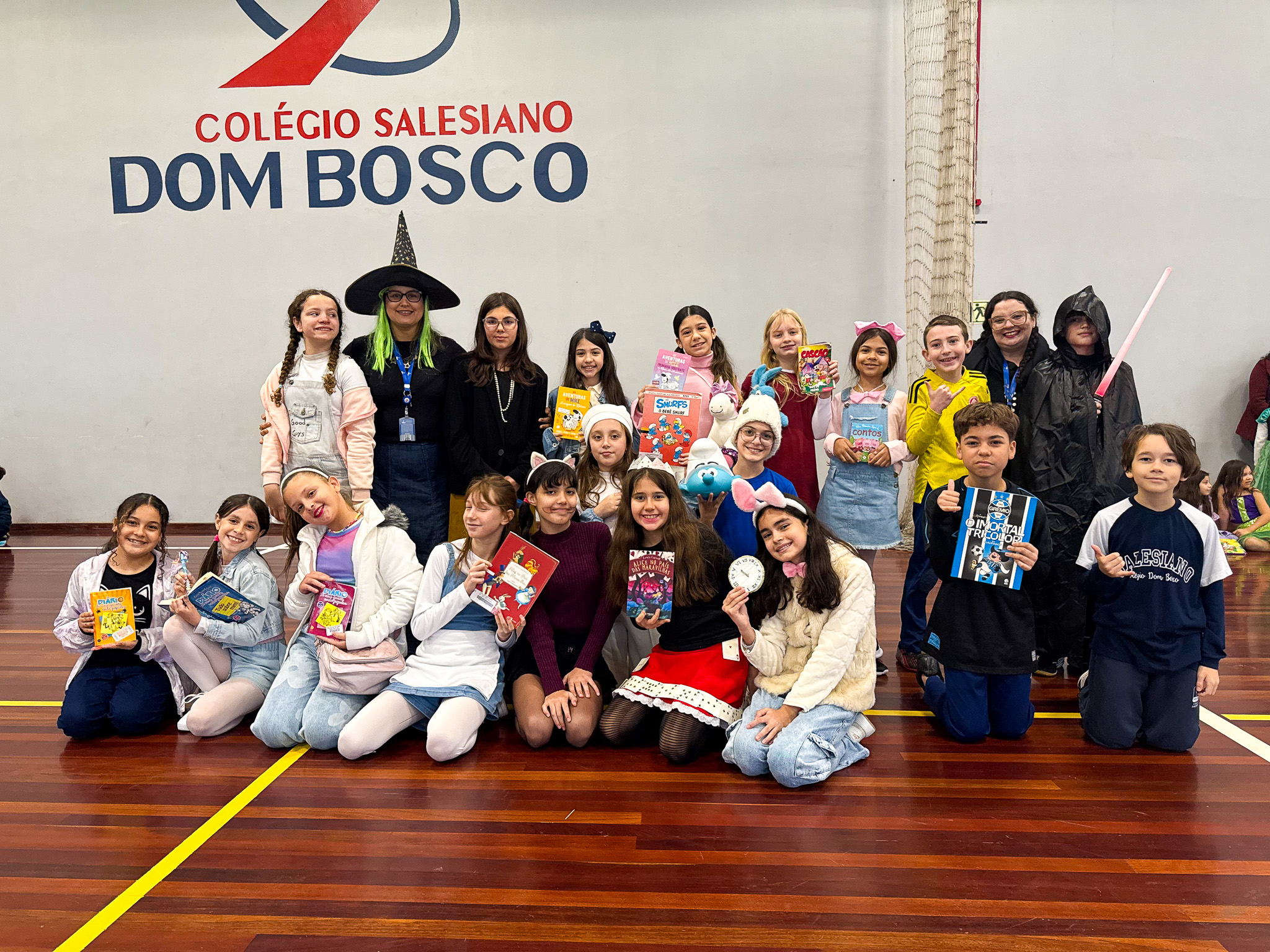 Festa Cultural e Literária 2025: Desfile de Cosplays Literários