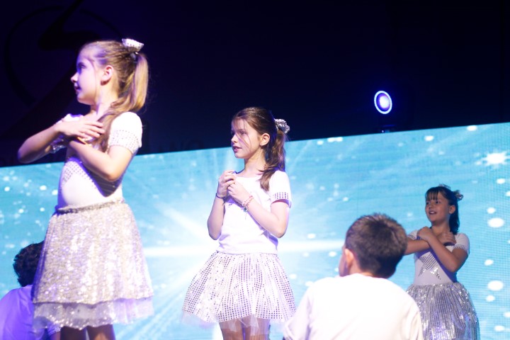 Apresentações de Natal (4ª Noite)