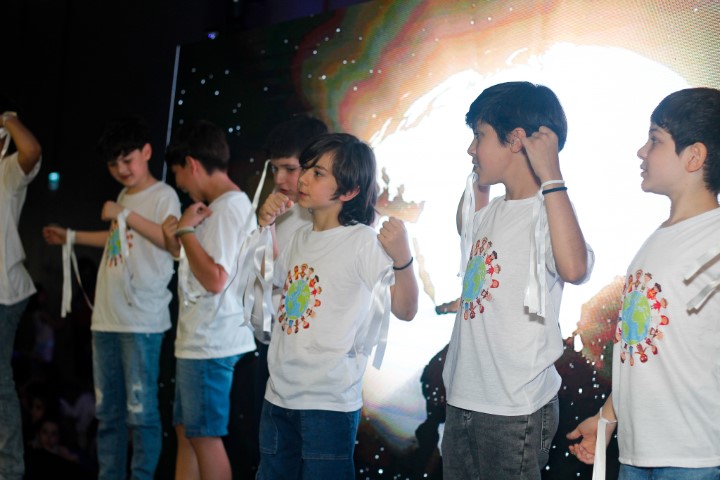 Apresentações de Natal (4ª Noite)