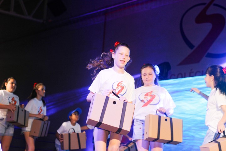 Apresentações de Natal (4ª Noite)