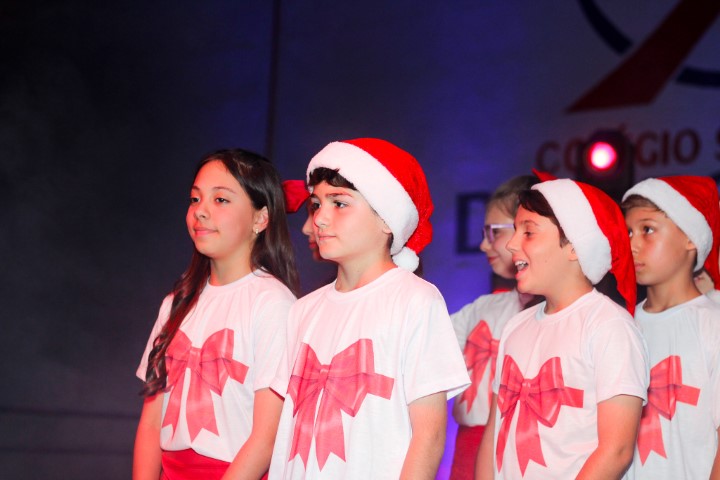 Apresentações de Natal (4ª Noite)