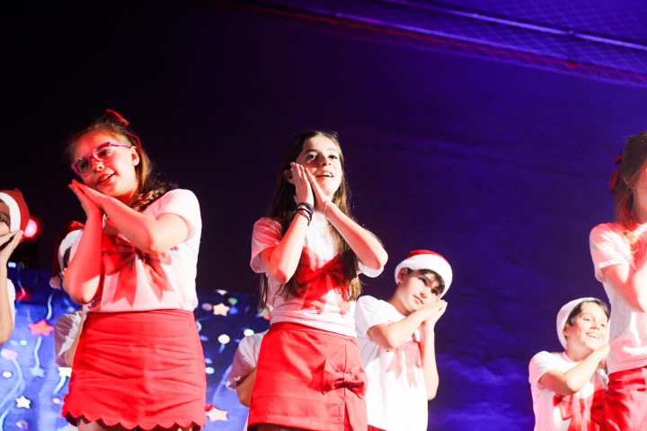 Apresentações de Natal (4ª Noite)