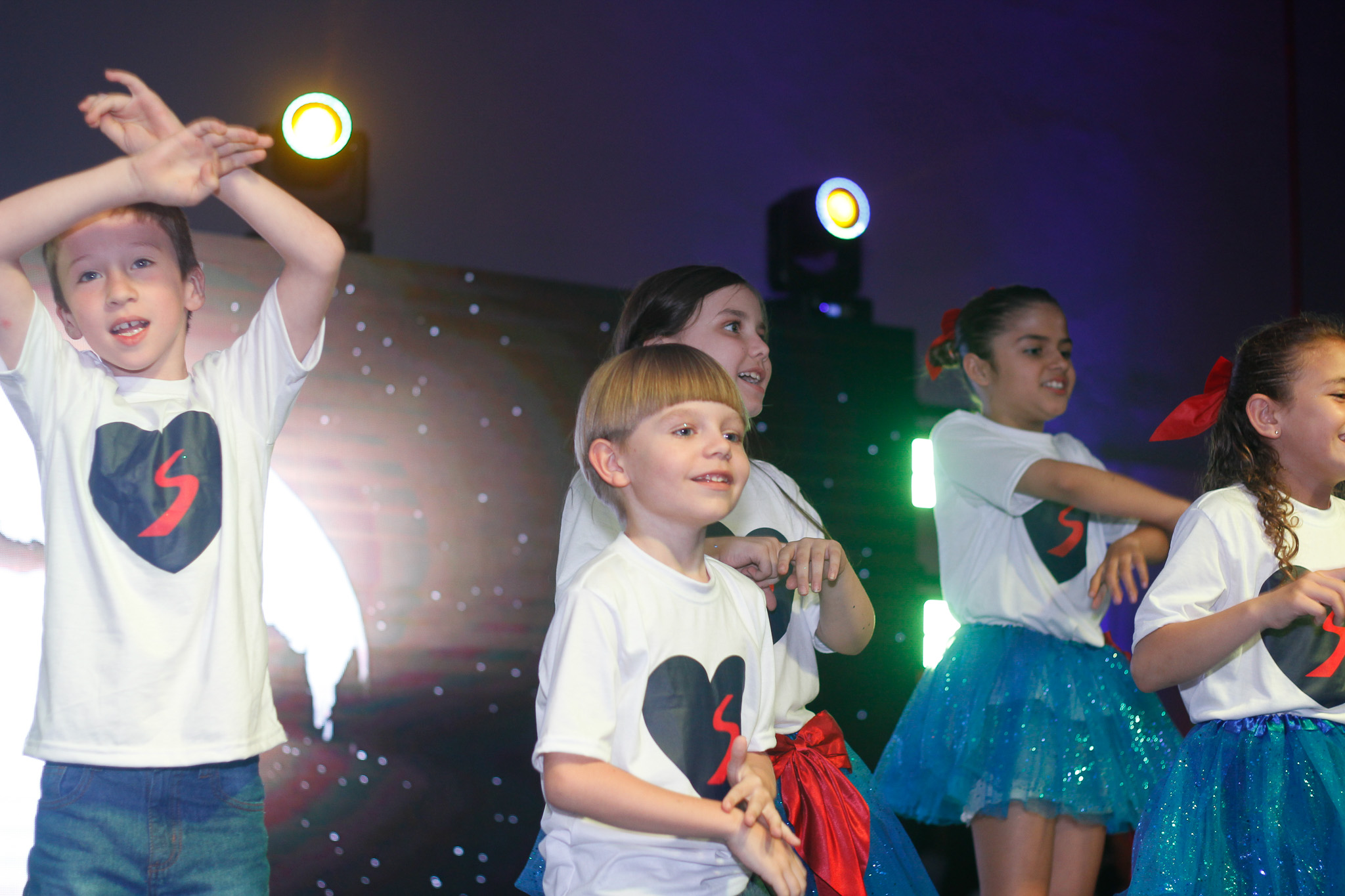 Apresentações de Natal (2ª Noite)